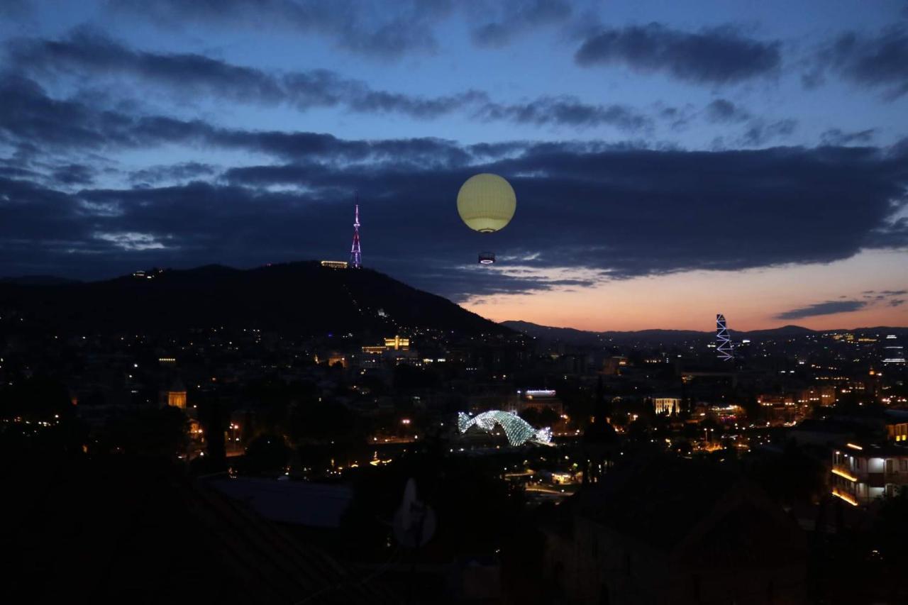 Hotel Four Brothers Tbiliszi Kültér fotó